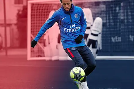 Imagem do Neymar Jr jogando bola.