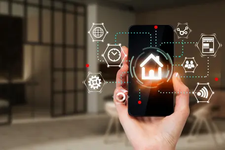 Imagem de um smartphone com diversos ícones relacionados a soluções de internet.